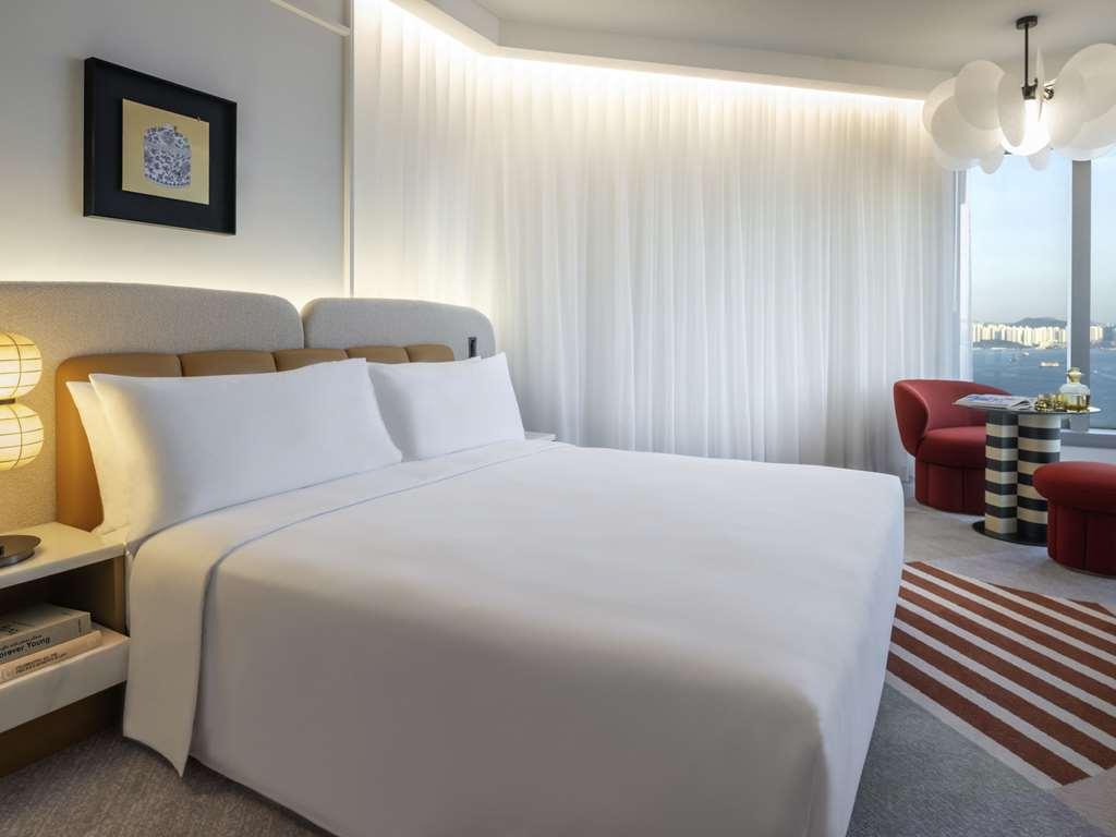 Mondrian Hong Kong Hotel Room photo
